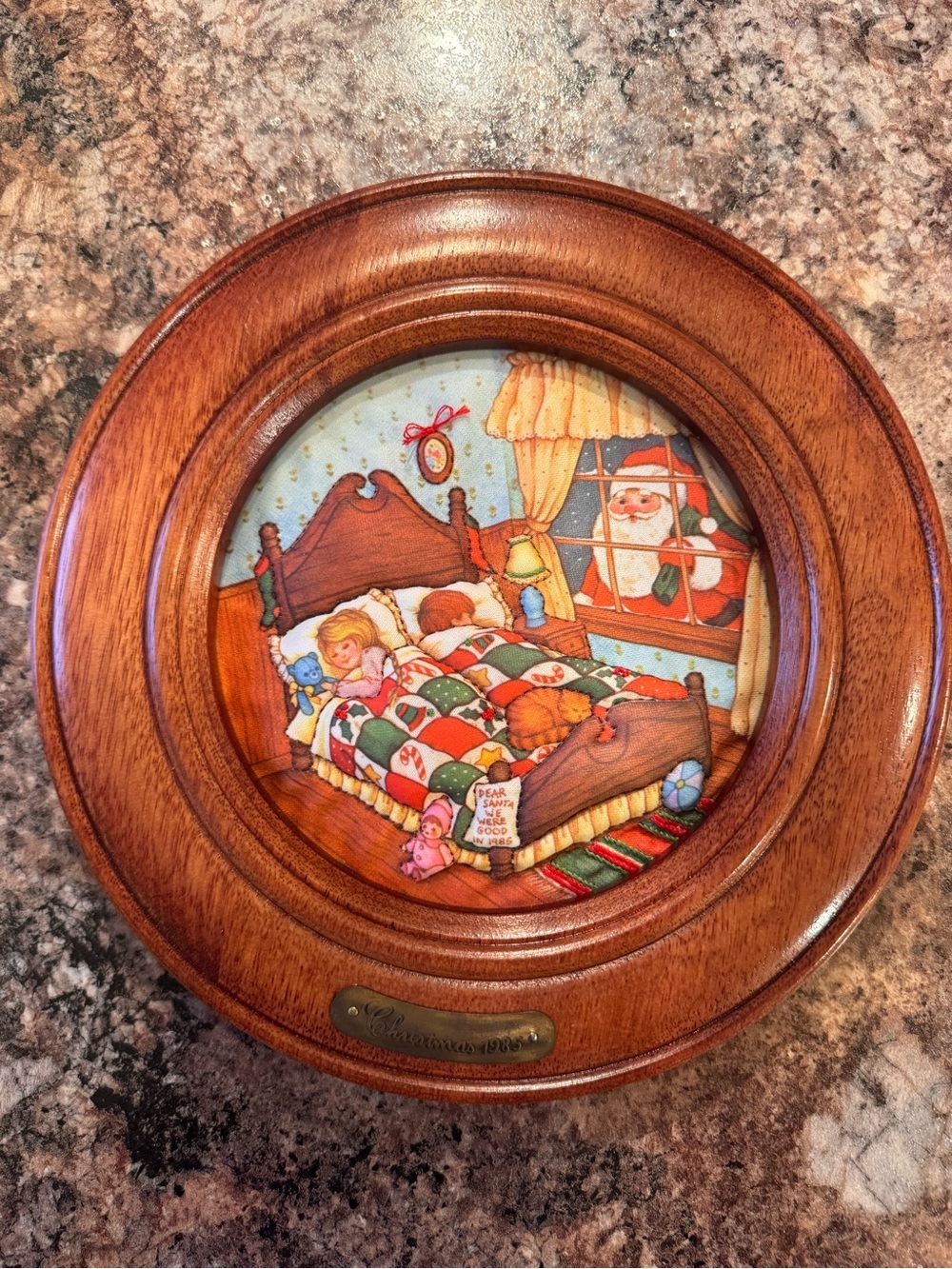 The Creative Circle 1985 Christmas Collectors Plate